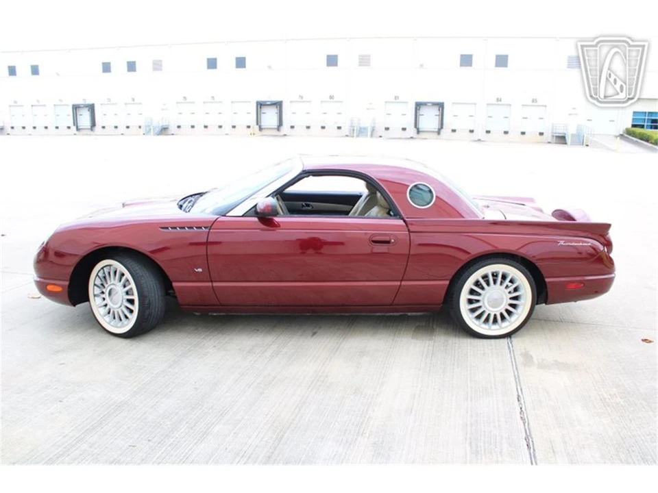 2004 Ford Thunderbird 11th Gen - Image 25 of 31