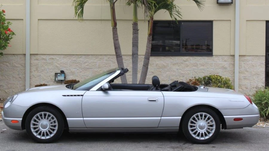 2004 Ford Thunderbird 11th Gen - Image 2 of 6