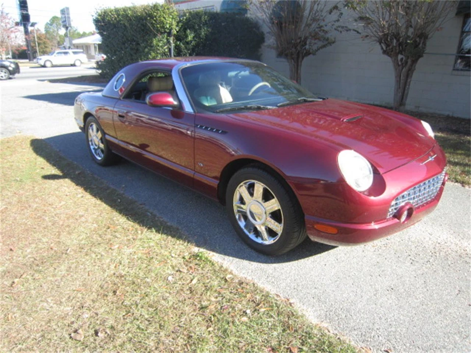 2004 Ford Thunderbird 11th Gen - Image 2 of 12