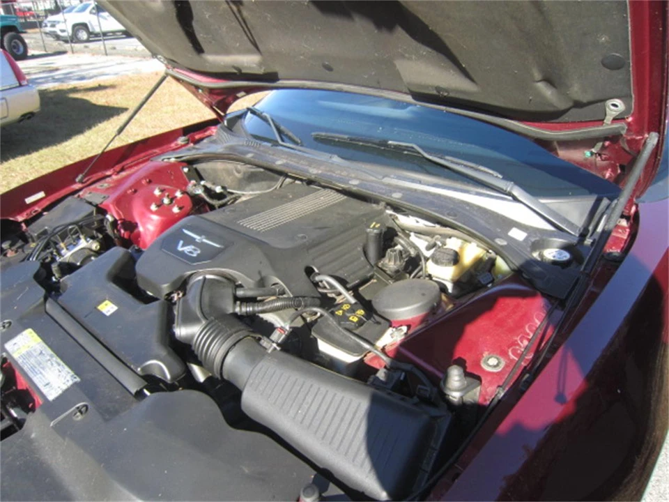 2004 Ford Thunderbird 11th Gen - Image 9 of 13