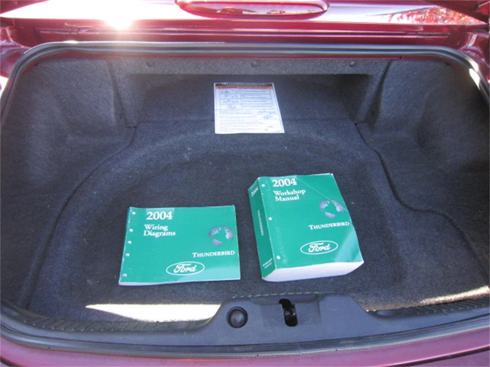 2004 Ford Thunderbird 11th Gen - Image 12 of 13