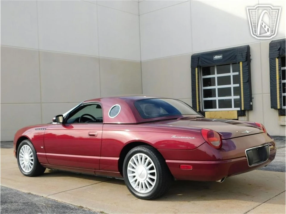 2004 Ford Thunderbird 11th Gen - Image 16 of 31