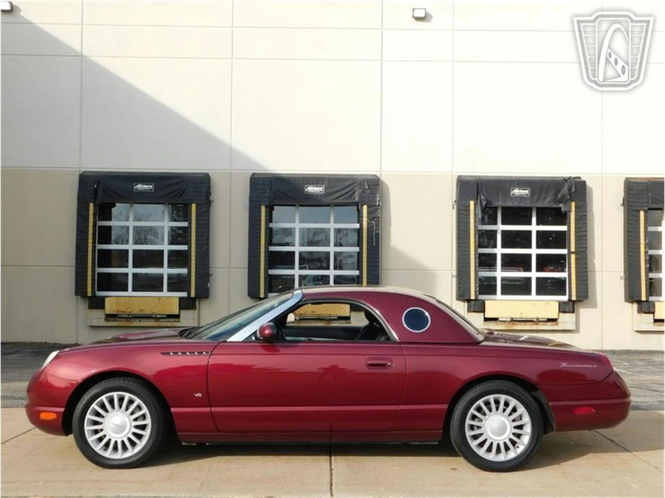 2004 Ford Thunderbird 11th Gen - Image 11 of 31
