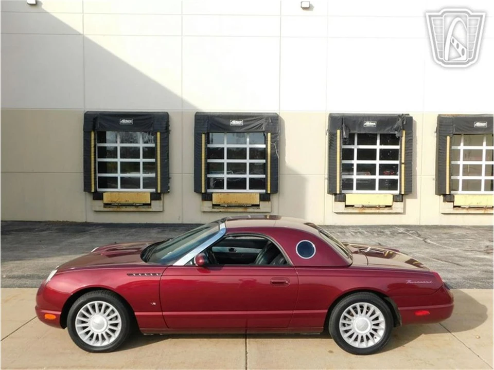 2004 Ford Thunderbird 11th Gen - Image 3 of 31