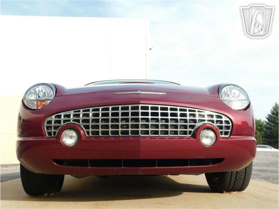 2004 Ford Thunderbird 11th Gen - Image 19 of 31