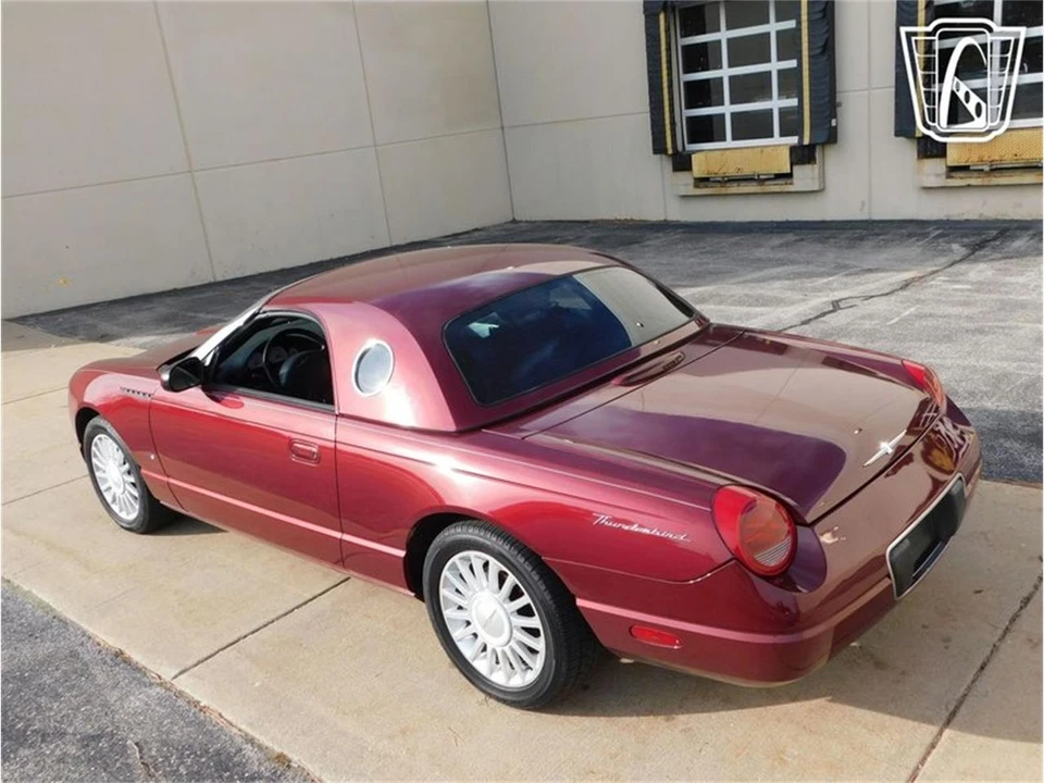 2004 Ford Thunderbird 11th Gen - Image 10 of 31