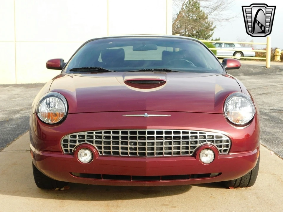 2004 Ford Thunderbird 11th Gen - Image 8 of 12