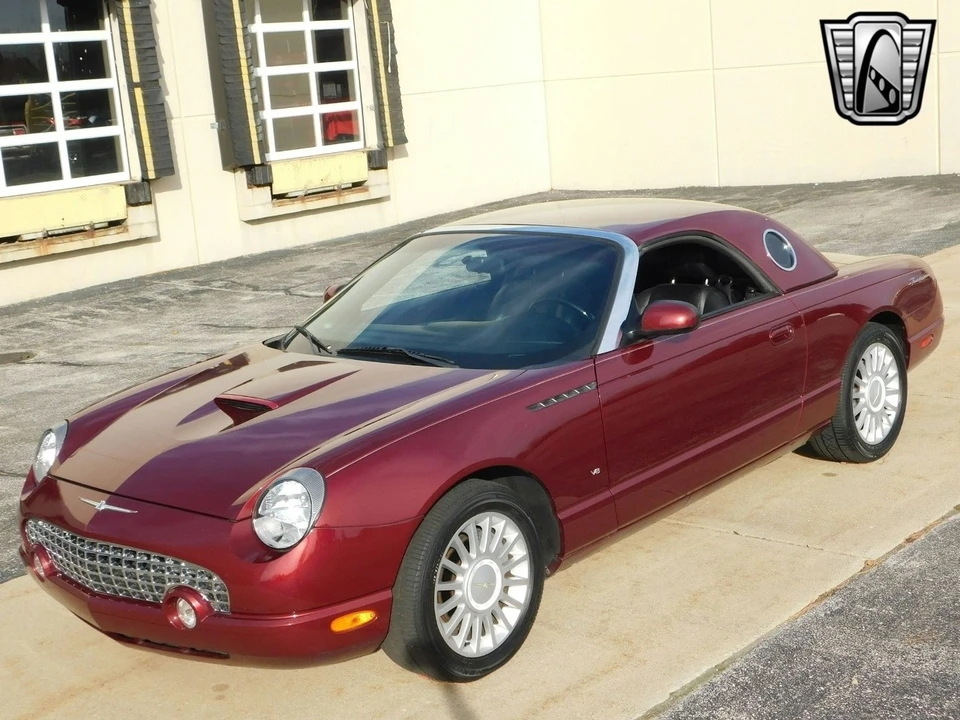 2004 Ford Thunderbird 11th Gen - Image 3 of 12