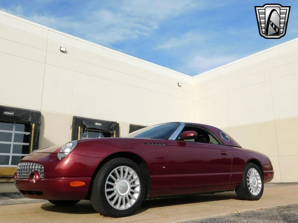 2004 Ford Thunderbird 11th Gen - Image 11 of 12