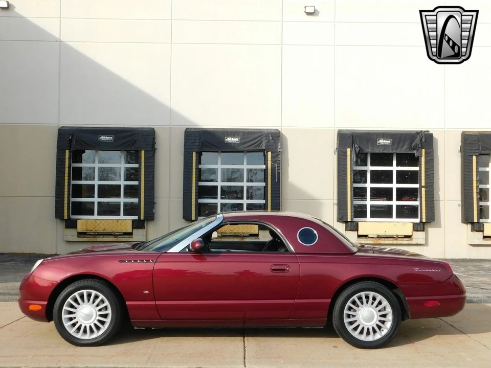 2004 Ford Thunderbird 11th Gen - Image 7 of 12