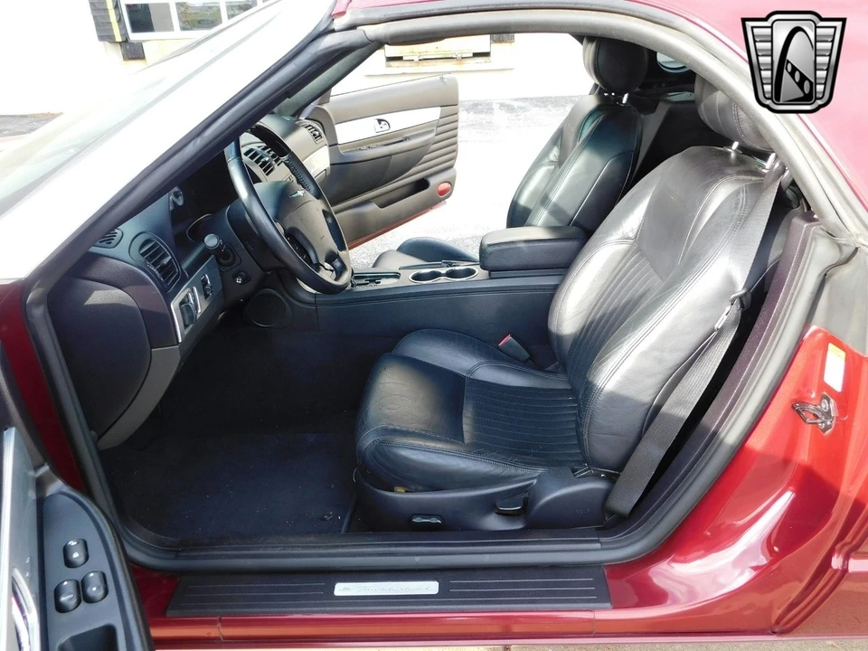 2004 Ford Thunderbird 11th Gen - Image 19 of 21