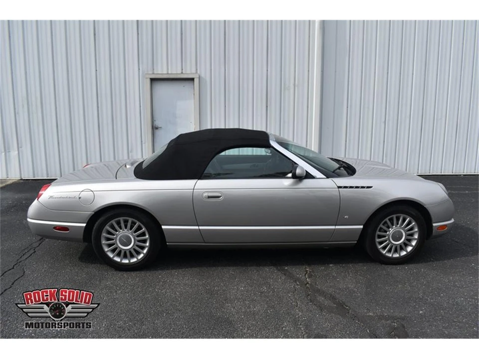 2004 Ford Thunderbird 11th Gen - Image 10 of 31