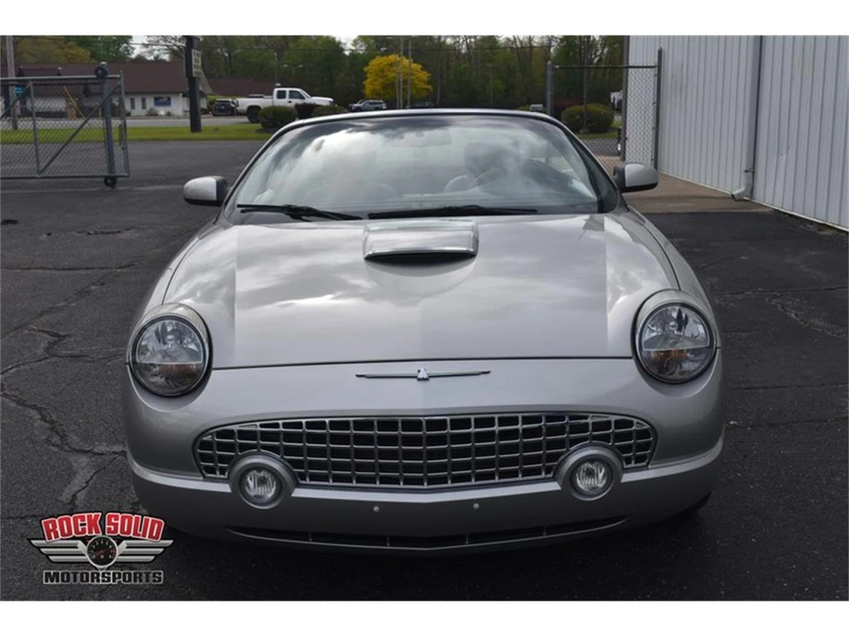 2004 Ford Thunderbird 11th Gen - Image 14 of 31