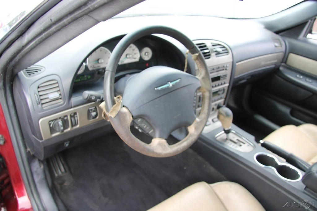 2004 Ford Thunderbird 11th Gen - Image 13 of 21