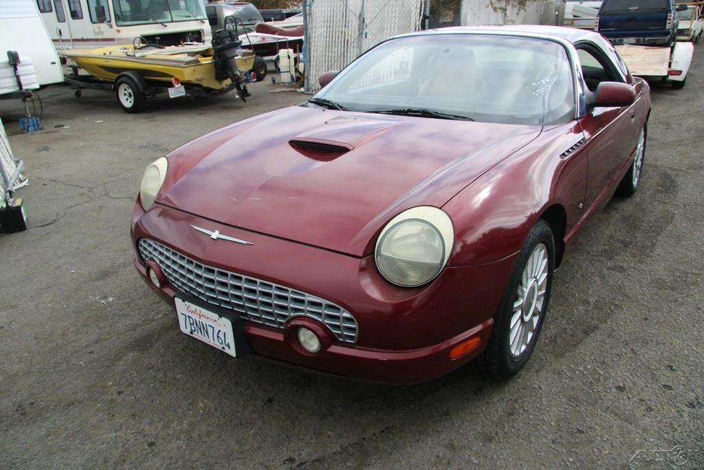 2004 Ford Thunderbird 11th Gen - Image 2 of 21