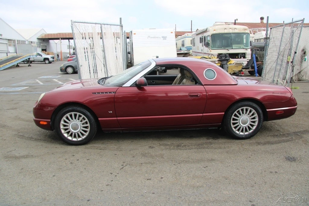 2004 Ford Thunderbird 11th Gen - Image 3 of 21