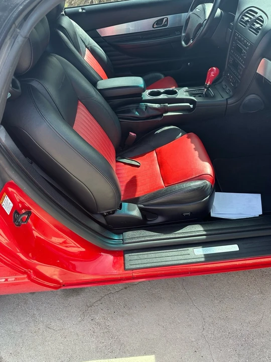 2004 Ford Thunderbird 11th Gen - Image 18 of 21