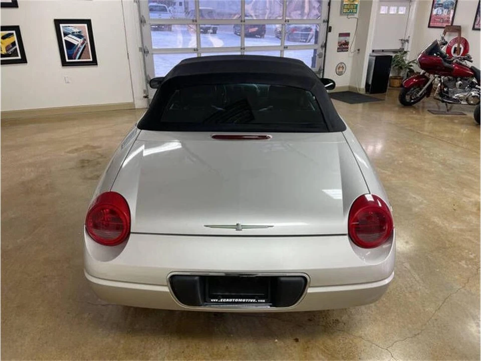 2004 Ford Thunderbird 11th Gen - Image 4 of 15