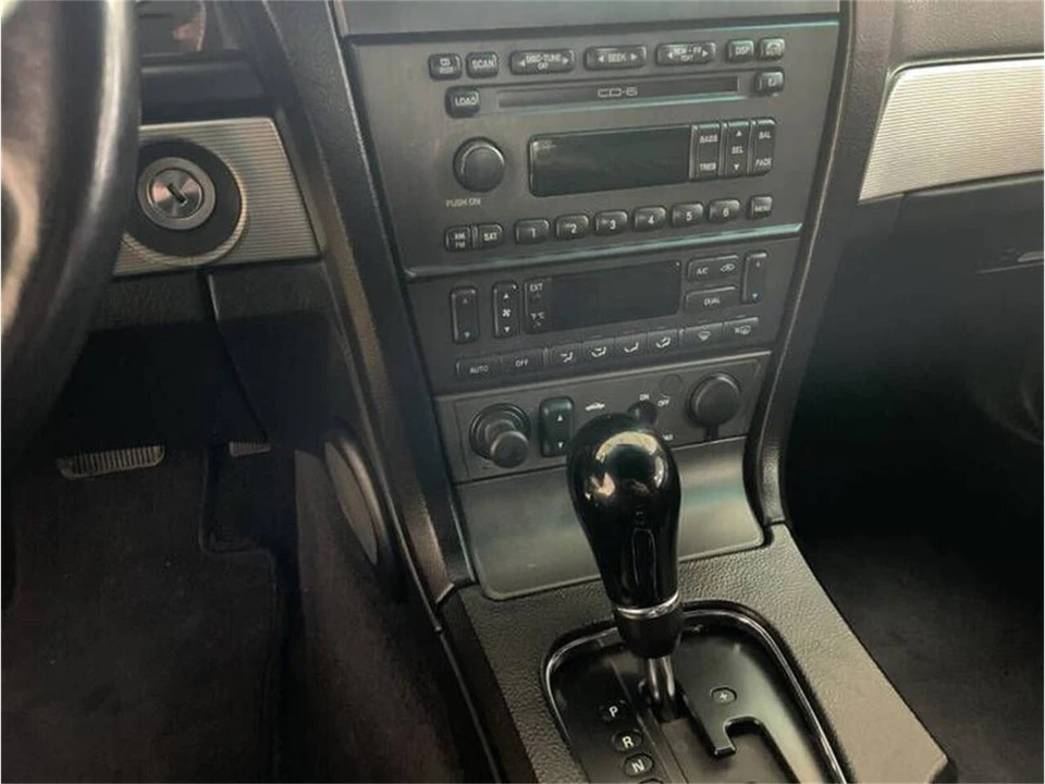 2004 Ford Thunderbird 11th Gen - Image 13 of 15