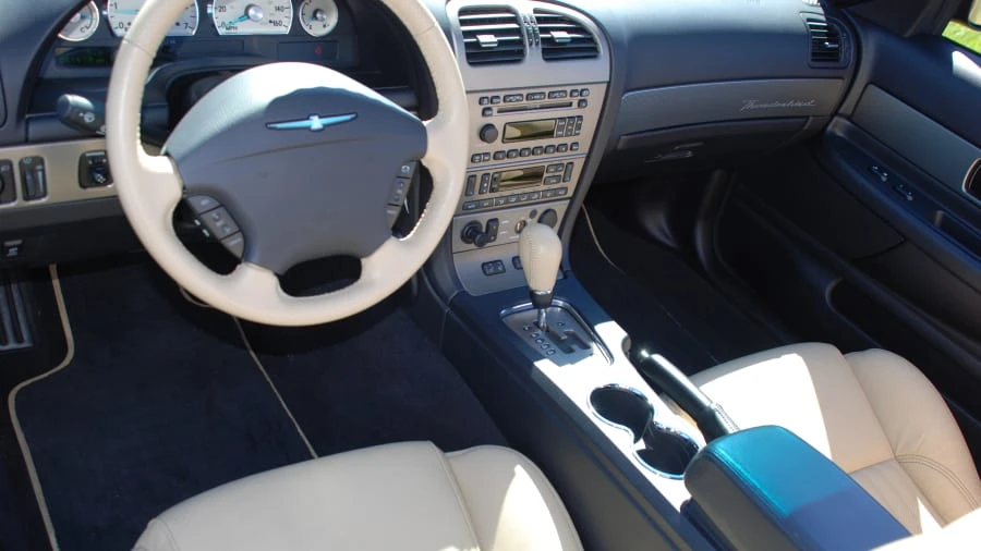 2004 Ford Thunderbird 11th Gen - Image 4 of 10