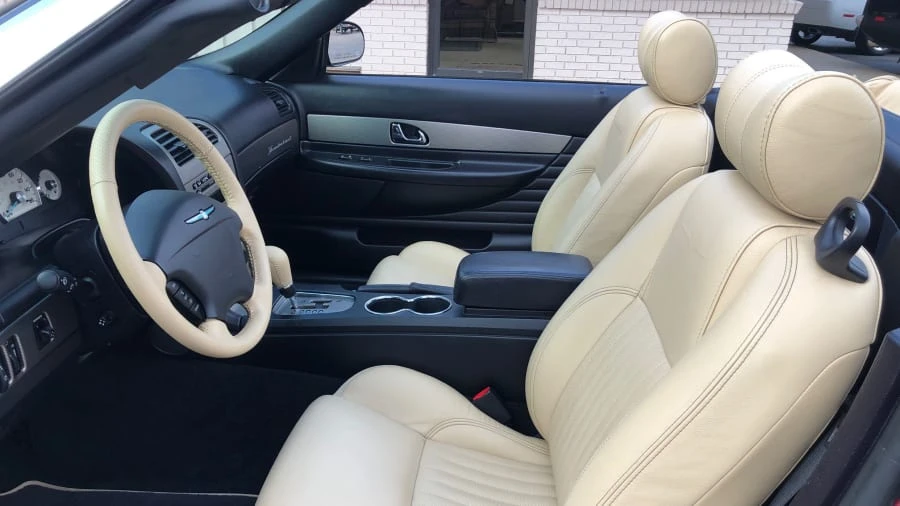 2004 Ford Thunderbird 11th Gen - Image 8 of 12