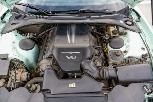 2004 Ford Thunderbird 11th Gen - Image 6 of 8