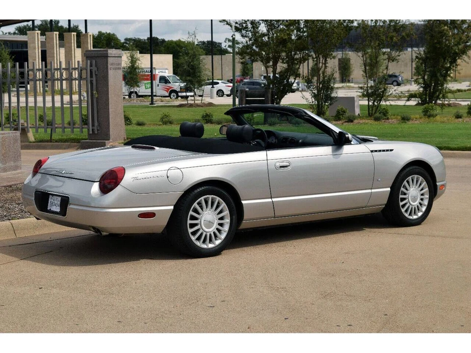 2004 Ford Thunderbird 11th Gen - Image 7 of 24