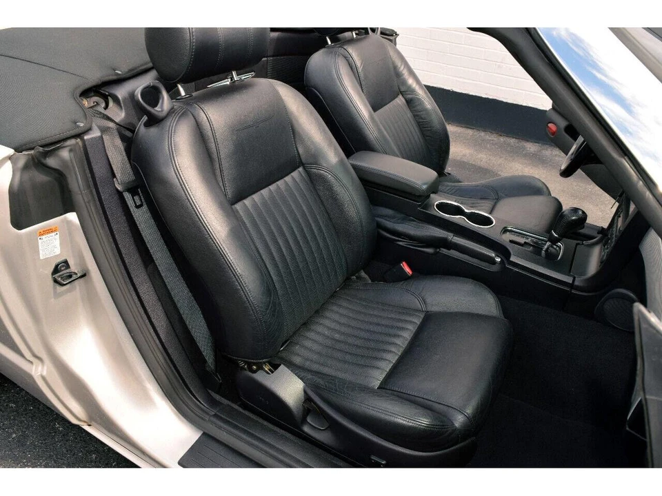 2004 Ford Thunderbird 11th Gen - Image 11 of 24