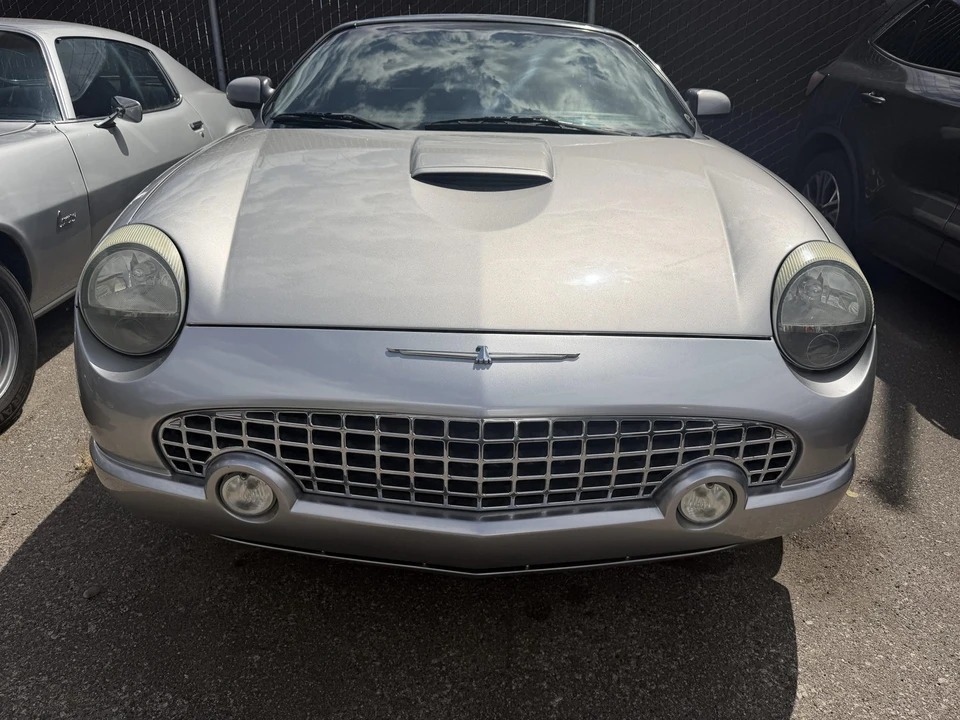 2004 Ford Thunderbird 11th Gen - Image 20 of 21