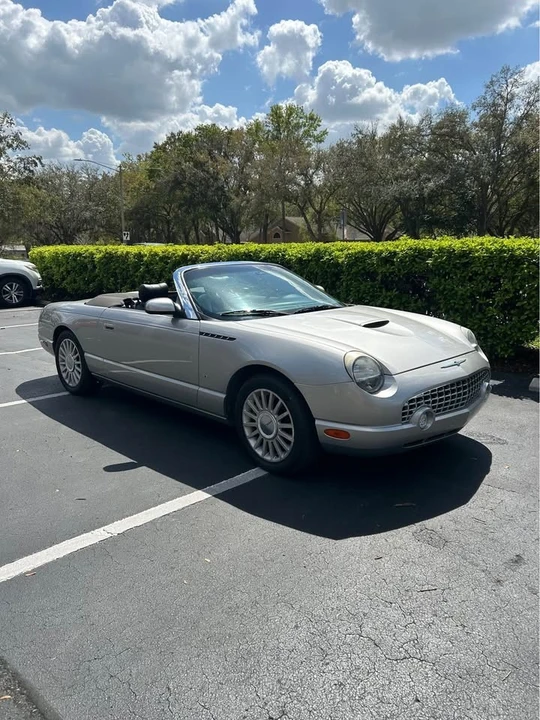 2004 Ford Thunderbird 11th Gen - Image 4 of 15