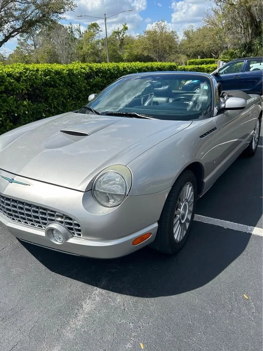 2004 Ford Thunderbird 11th Gen - Image 3 of 15