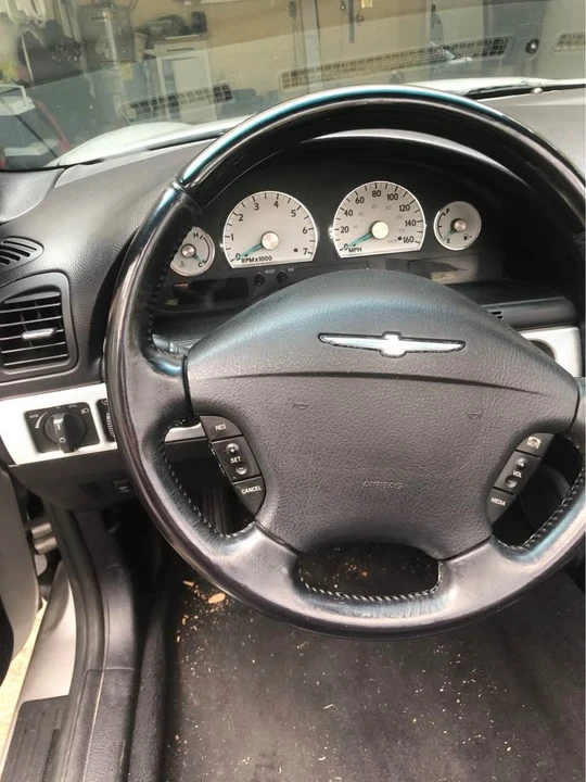 2004 Ford Thunderbird 11th Gen - Image 7 of 15
