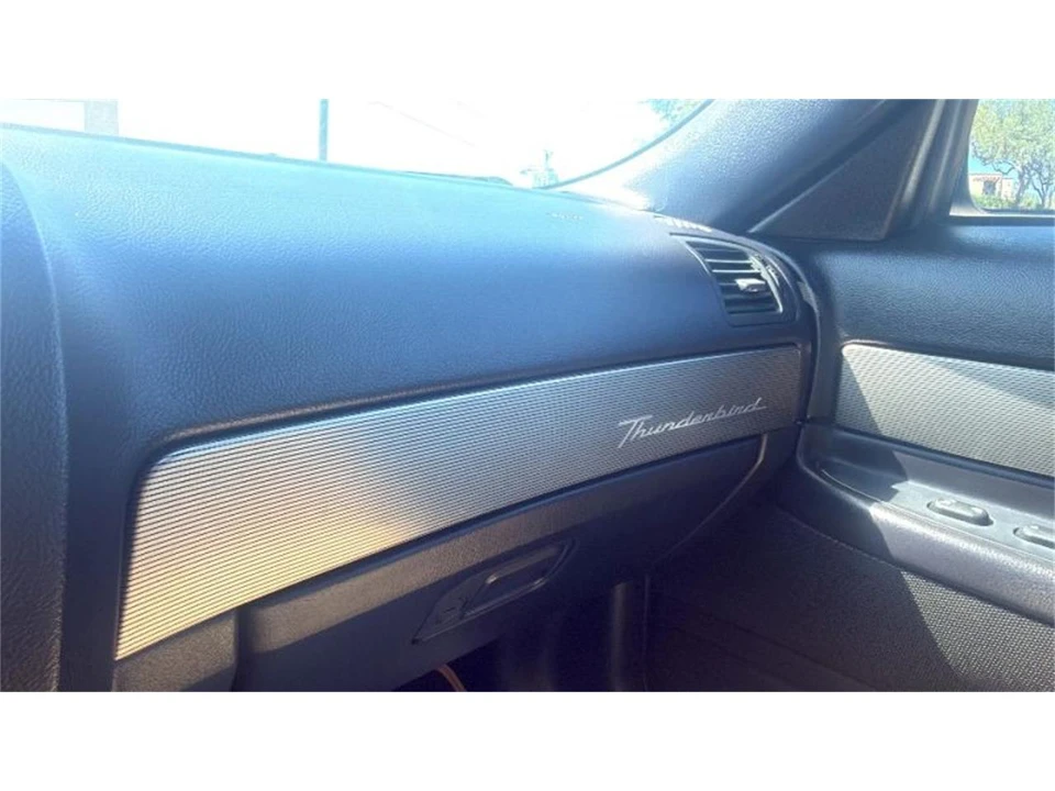 2004 Ford Thunderbird 11th Gen - Image 18 of 29