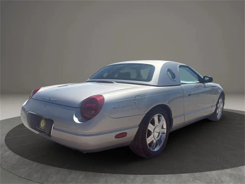 2004 Ford Thunderbird 11th Gen - Image 5 of 29