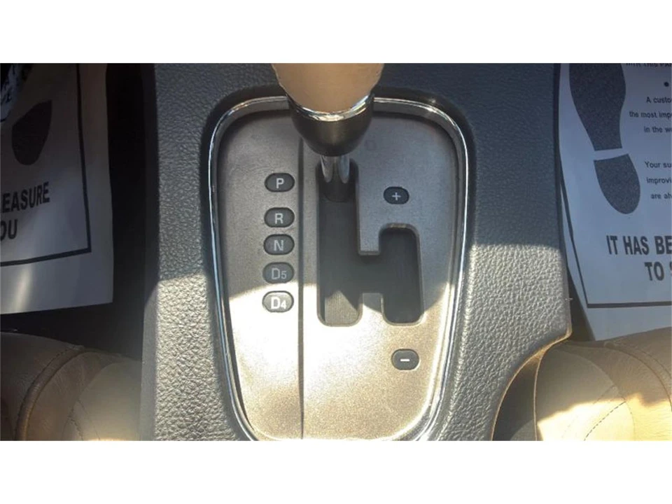 2004 Ford Thunderbird 11th Gen - Image 17 of 29