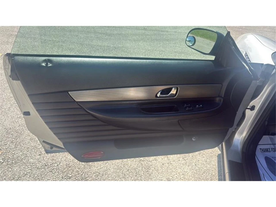 2004 Ford Thunderbird 11th Gen - Image 21 of 29