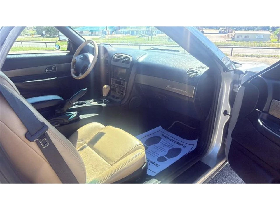2004 Ford Thunderbird 11th Gen - Image 26 of 29