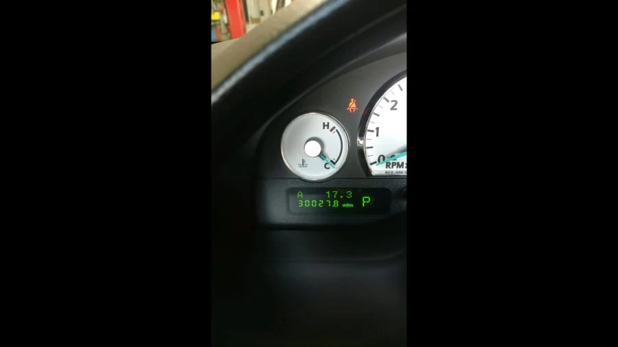 2004 Ford Thunderbird 11th Gen - Image 3 of 7