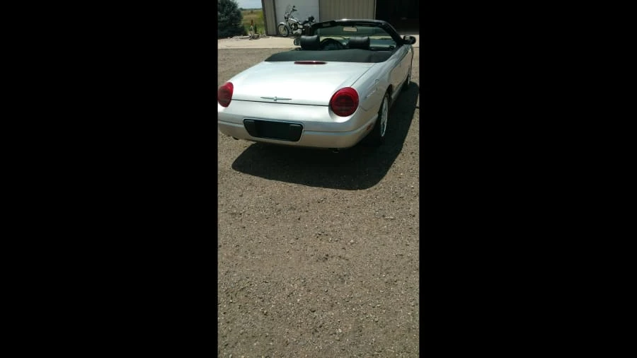 2004 Ford Thunderbird 11th Gen - Image 2 of 7