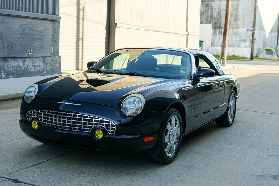 2004 Ford Thunderbird 11th Gen - Image 26 of 31