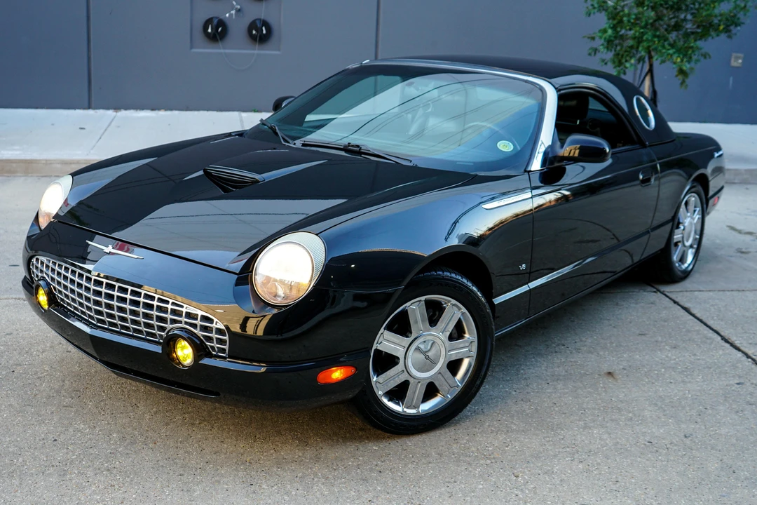 2004 Ford Thunderbird 11th Gen - Image 28 of 31