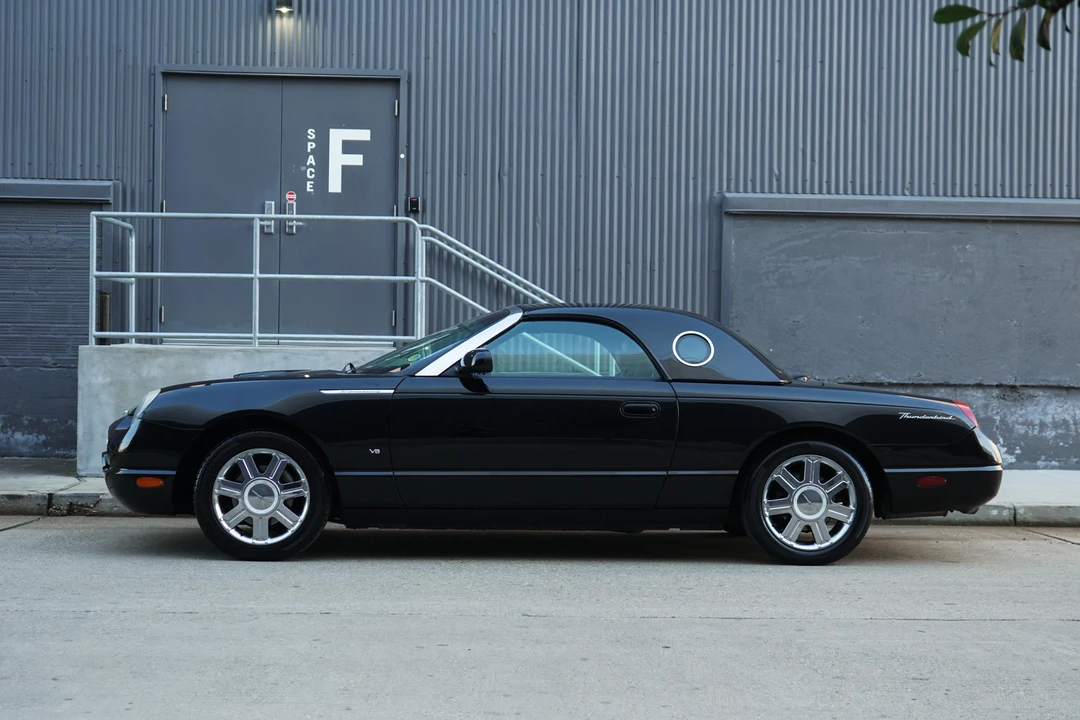 2004 Ford Thunderbird 11th Gen - Image 31 of 31