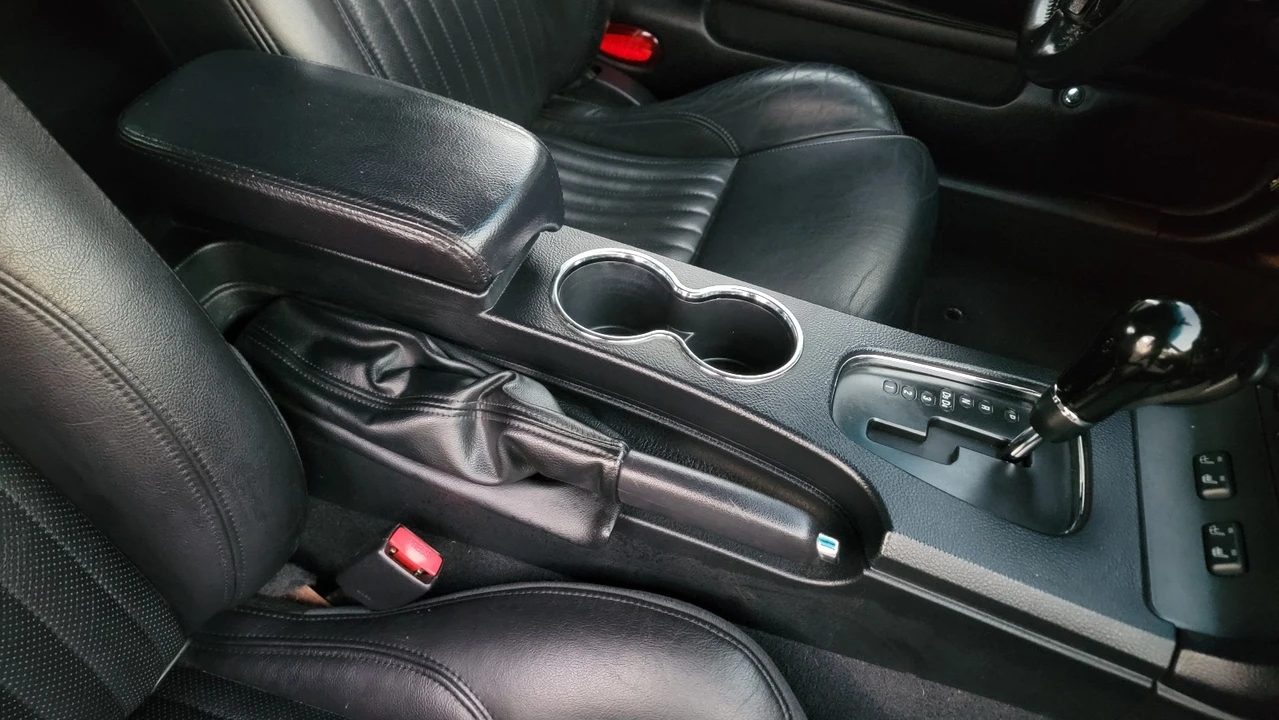 2004 Ford Thunderbird 11th Gen - Image 21 of 21