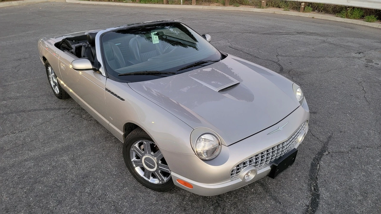 2004 Ford Thunderbird 11th Gen - Image 2 of 21