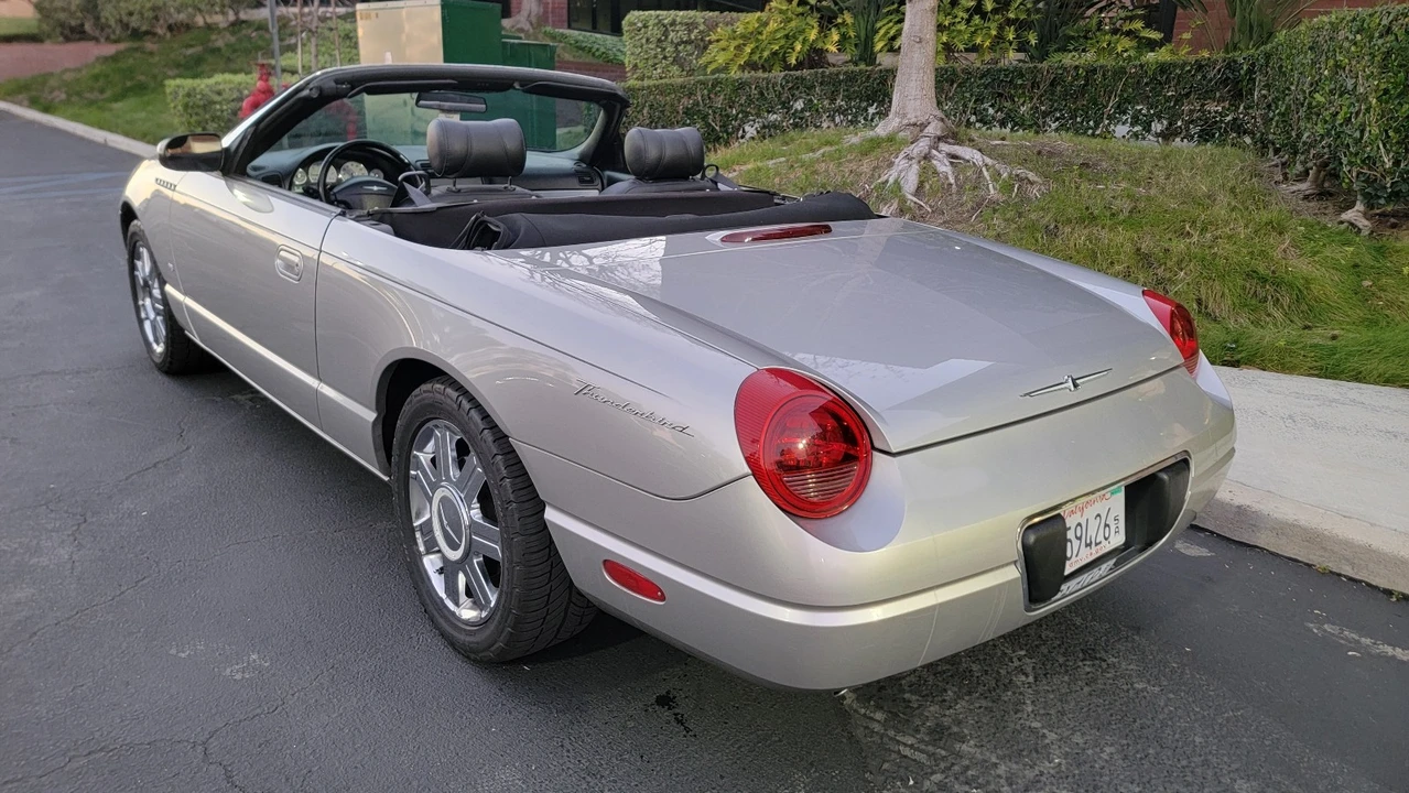 2004 Ford Thunderbird 11th Gen - Image 7 of 21