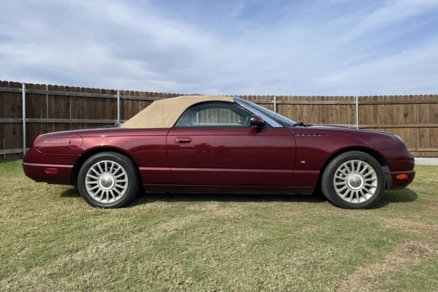 2004 Ford Thunderbird 11th Gen - Image 3 of 7