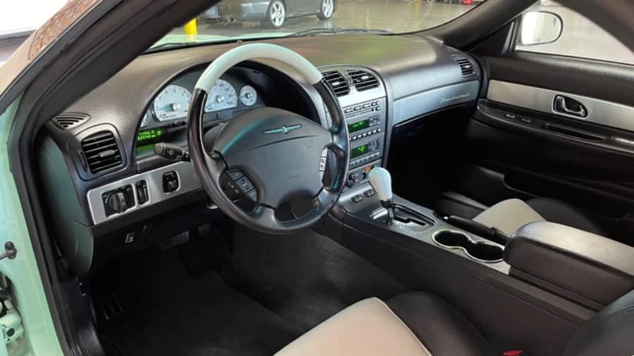 2004 Ford Thunderbird 11th Gen - Image 6 of 17