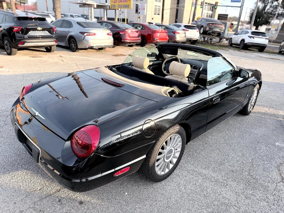 2004 Ford Thunderbird 11th Gen - Image 2 of 19