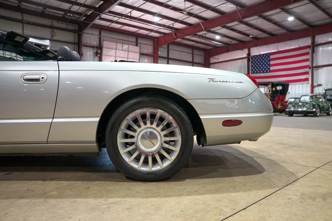 2004 Ford Thunderbird 11th Gen - Image 5 of 12