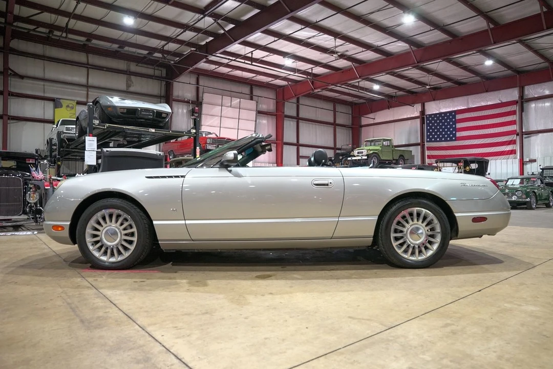 2004 Ford Thunderbird 11th Gen - Image 4 of 12